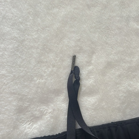 Lululemon Athletica Black Pants - Picture 5 of 6